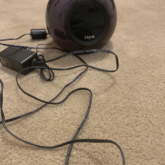 iHome clock - Picture 2 of 4